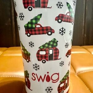 Swig Holiday 32oz Tumbler with Red and Green Plaid Design